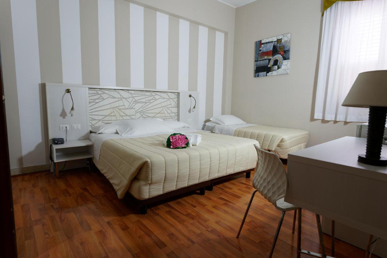 Hotel Sant'Elia Messina Buitenkant foto