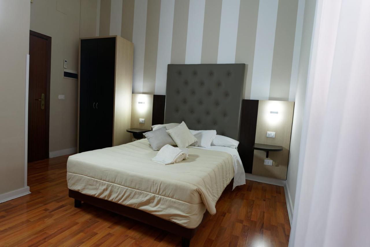 Hotel Sant'Elia Messina Buitenkant foto