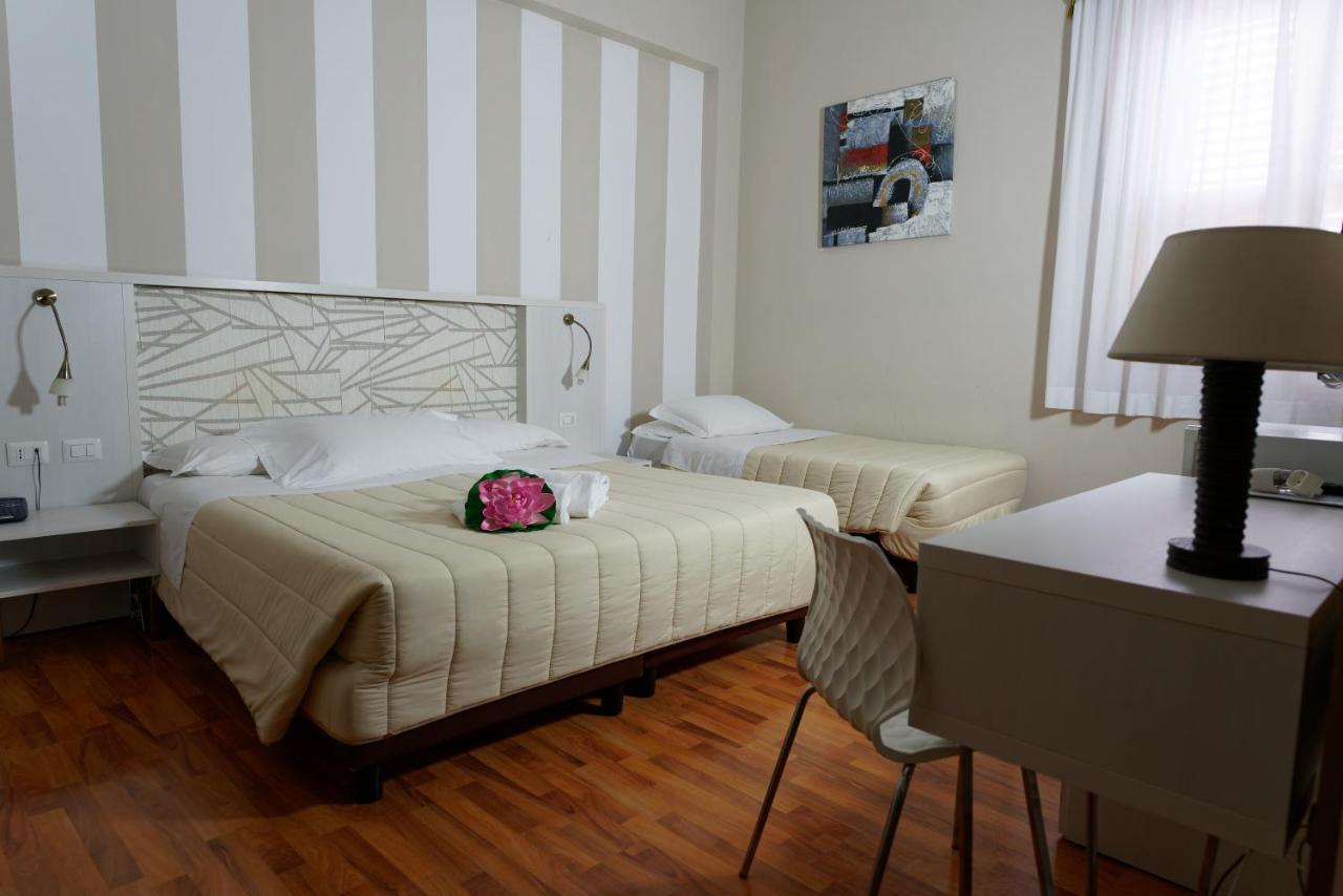 Hotel Sant'Elia Messina Buitenkant foto