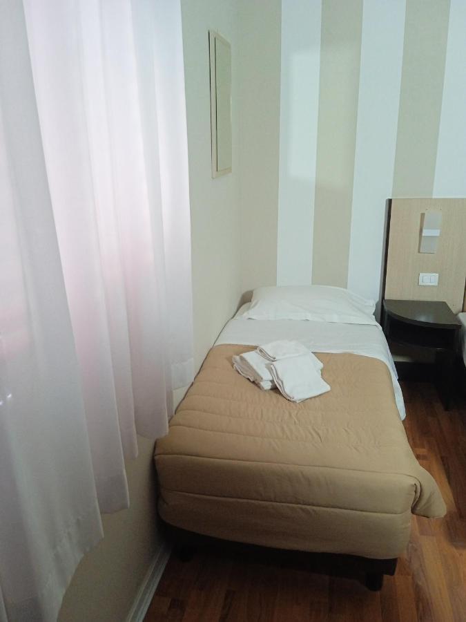 Hotel Sant'Elia Messina Buitenkant foto